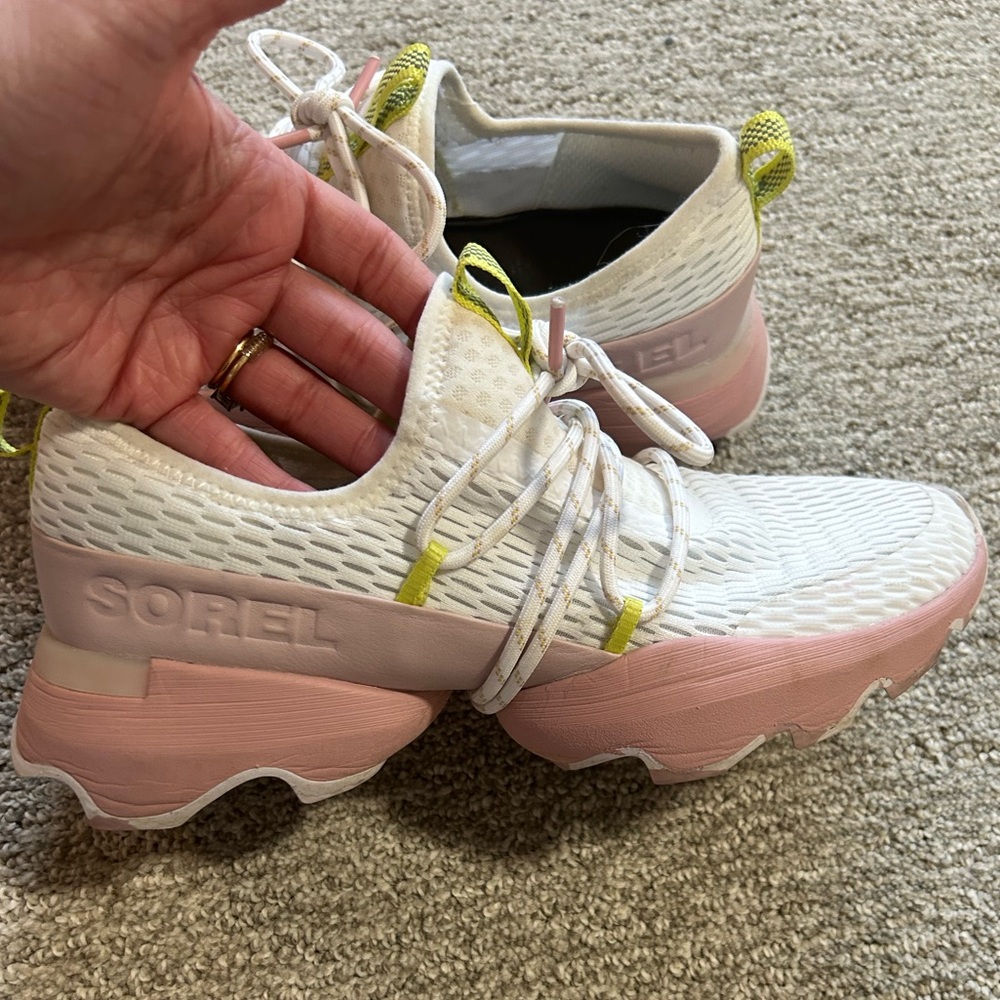 Women’s Sorel Shoes
